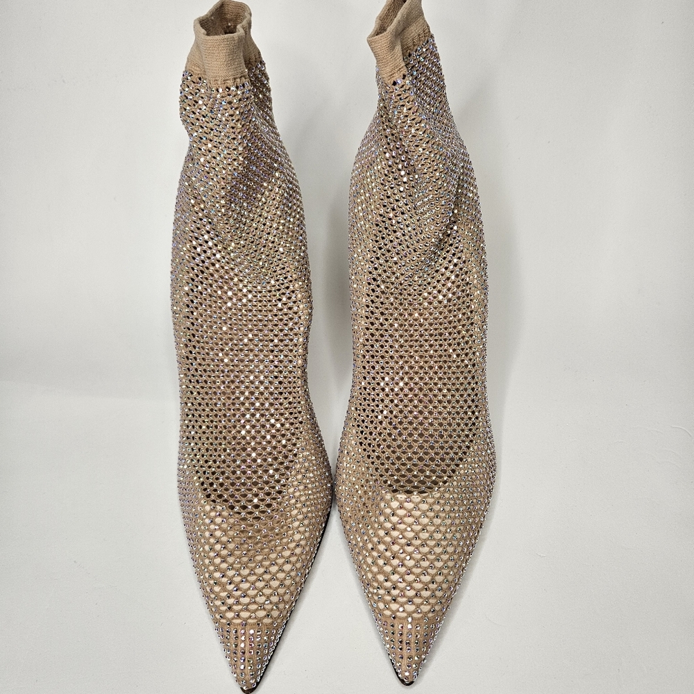 Boots - Picture 2 of 3